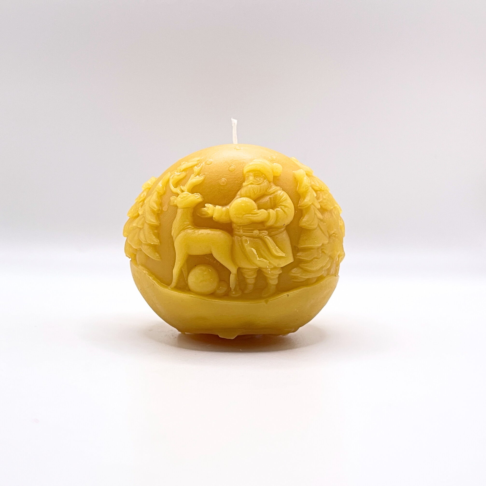 Handgegossene Bio-Bienenwachskerzen aus eigener Imkerei